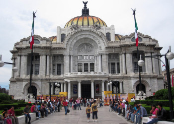 Паласио-де-Бельяс-Артес (Palacio de Bellas Artes). Фото 2 – фотографии Мексики