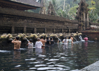 Святой источник Tirta Empul, Бали. Фото 1 – фотографии Индонезии