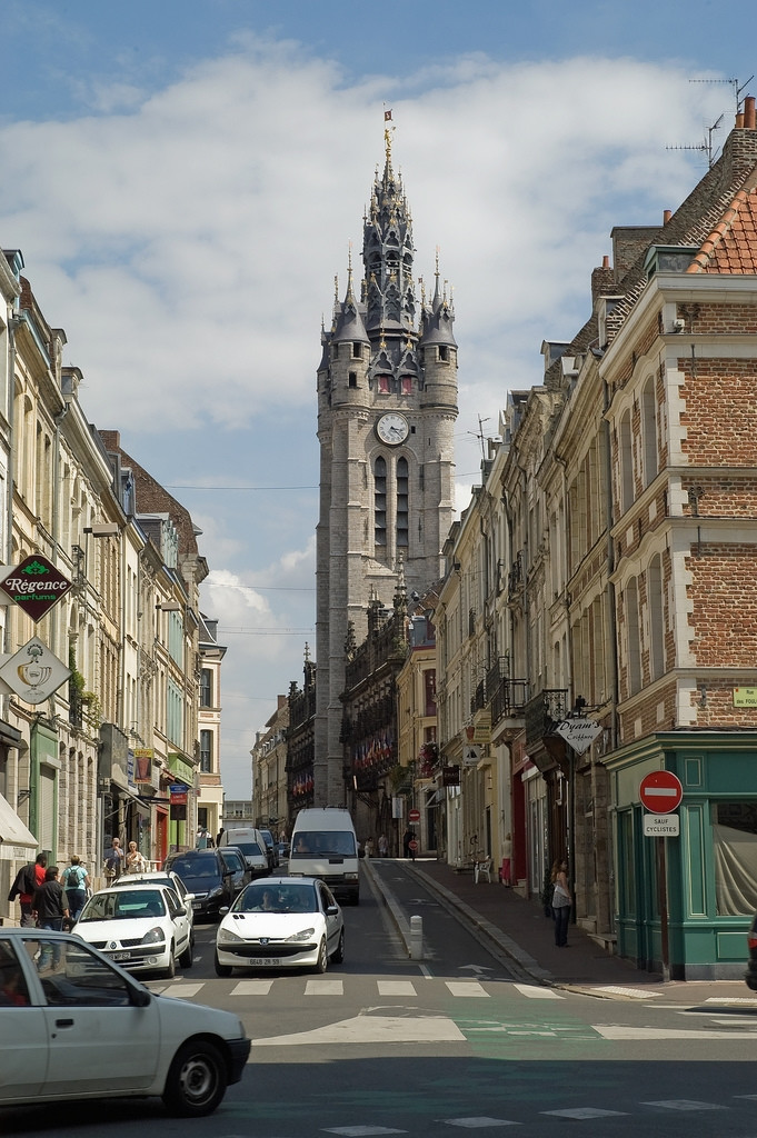 Транспорт в Дуэ, Франция – фотографии Франции