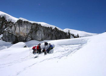Люди в Сикст-Фер-а-Шеваль, Франция – фотографии Франции