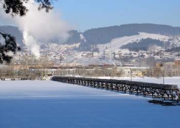 Деревянный и очень длинный мост в Белорецке. Фото 2 – фотографии России