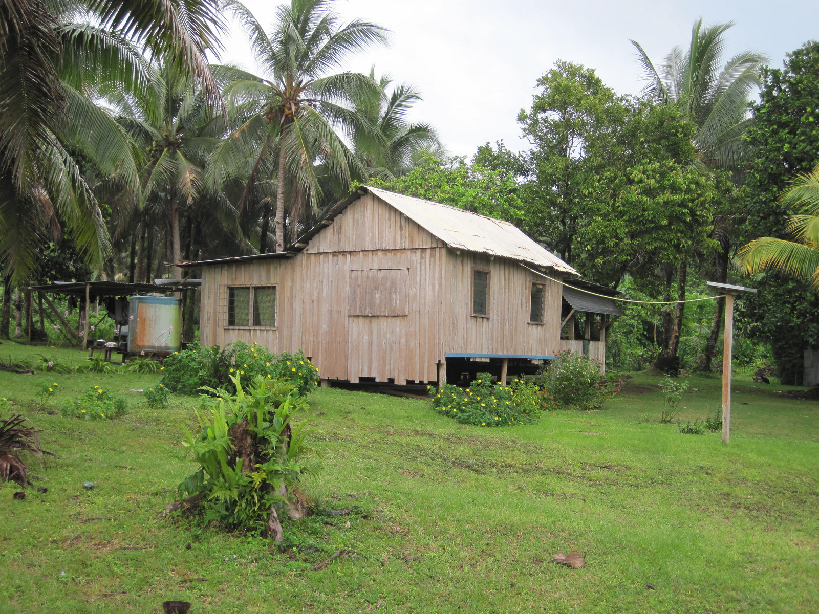 Домики на острове Реннелл, Соломоновы о-ва. Фото 1 – фотографии Соломоновых Островов