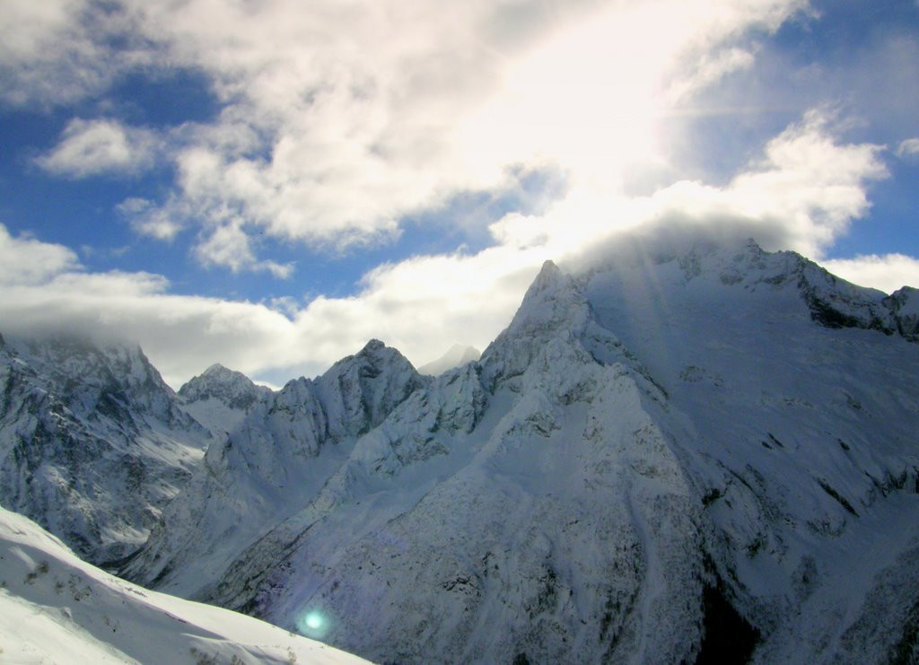 Горы в Домбае, Россия – фотографии России