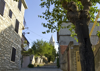 Улица в Примоштене, Хорватия. Фото 3 – фотографии Хорватии