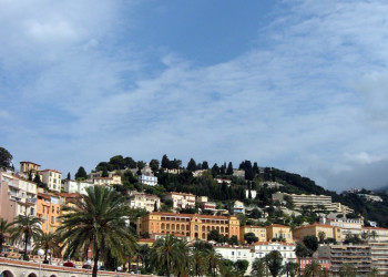 Пляж в Ментоне, Франция – фотографии Франции