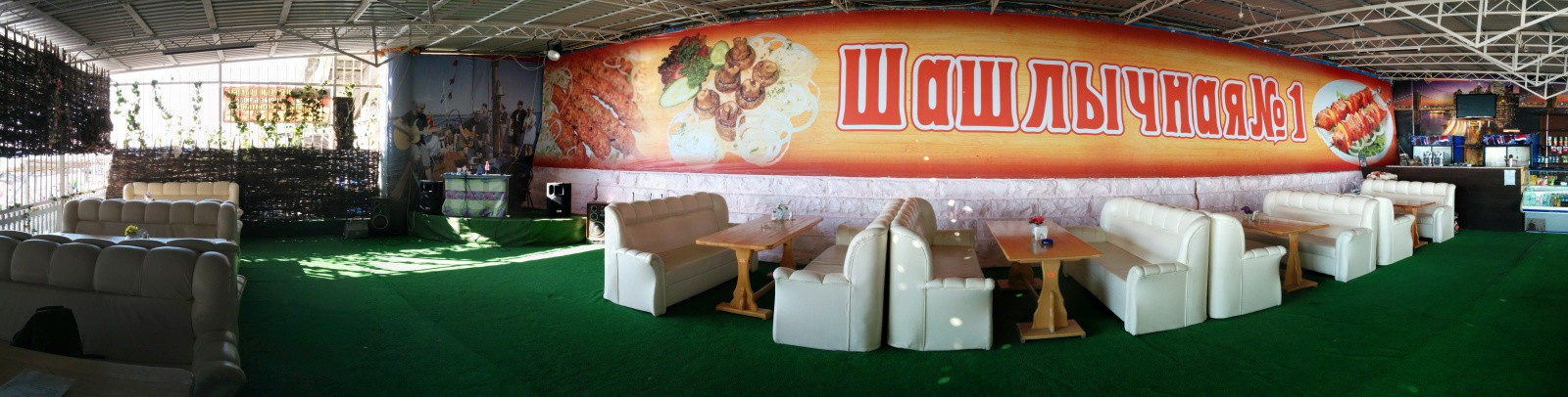 Кафе на пляже в Дедеркое. Фото 1 – фотографии России