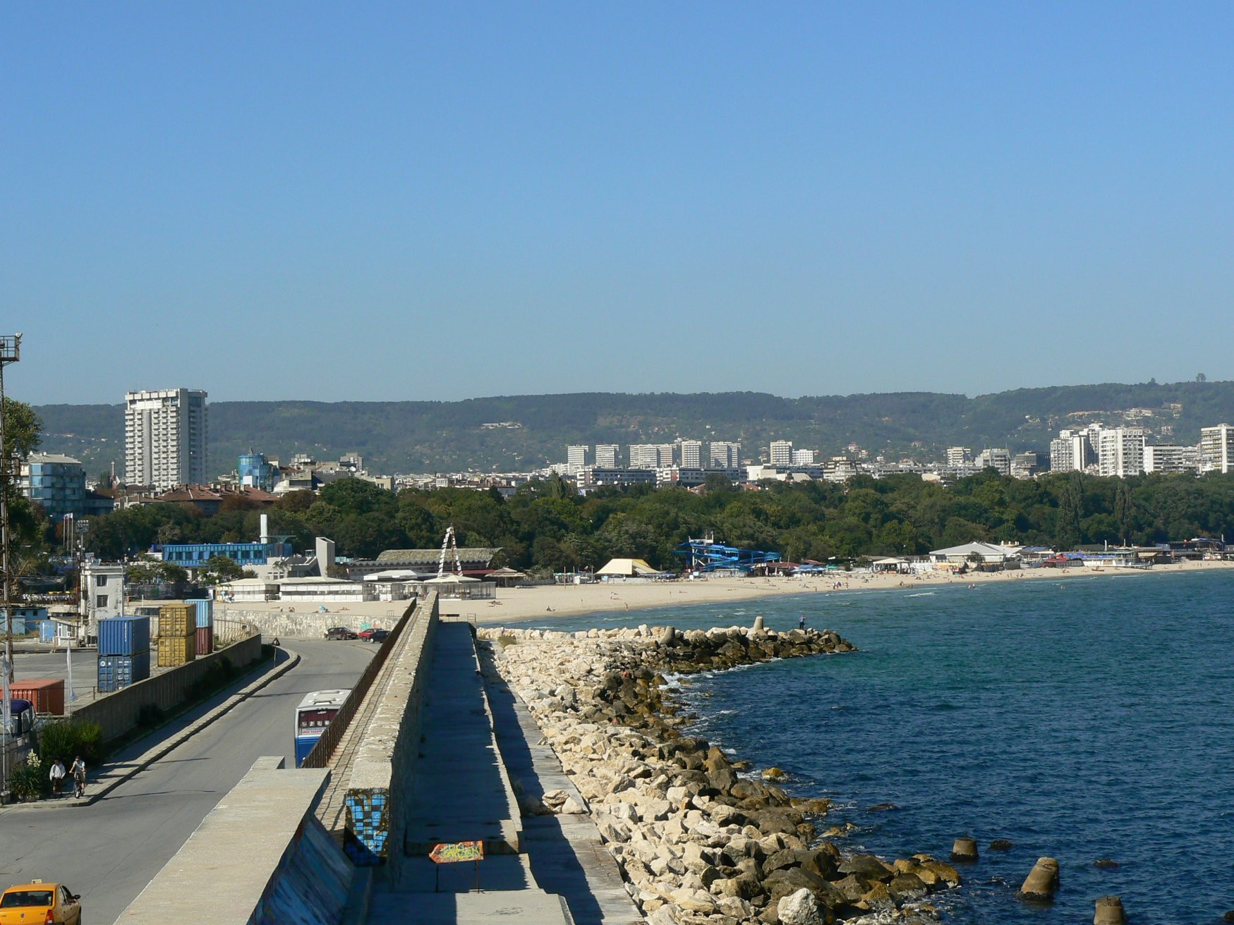 Набережная в Варне, Болгария – фотографии Болгарии