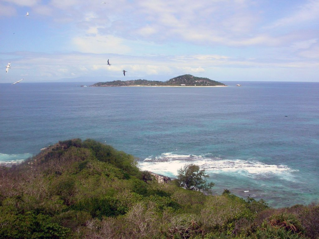 Берег острова Кузин. Сейшельские острова – фотографии Сейшельских островов