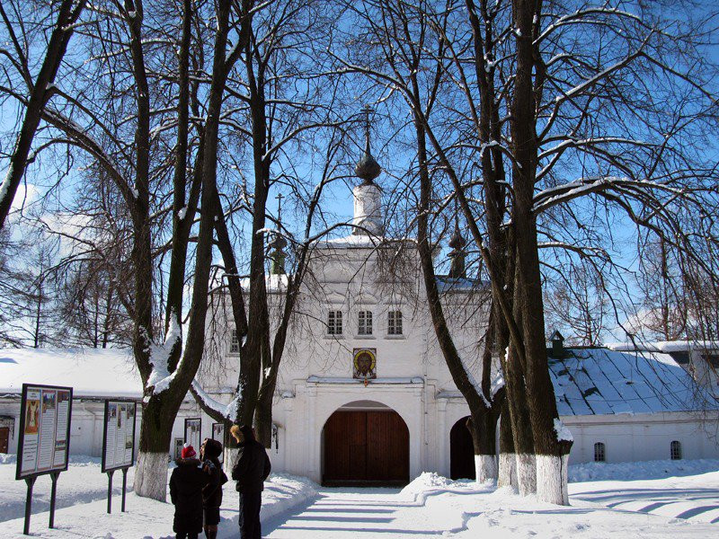 Монастырь в Александрове, Россия. Фото 4 – фотографии России
