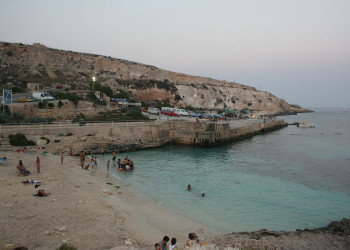 Хондок-Бэй, Гозо остров, Мальта, фото № 41624 – фотографии Мальты