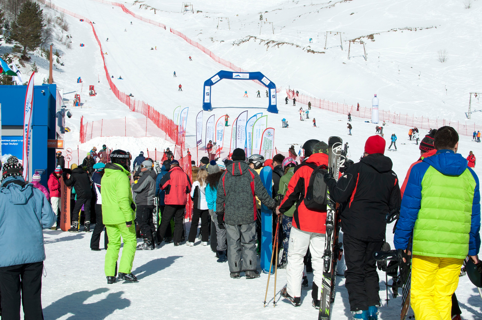 Поляна Азау, Приэльбрусье, Россия. Фото 4 – фотографии России