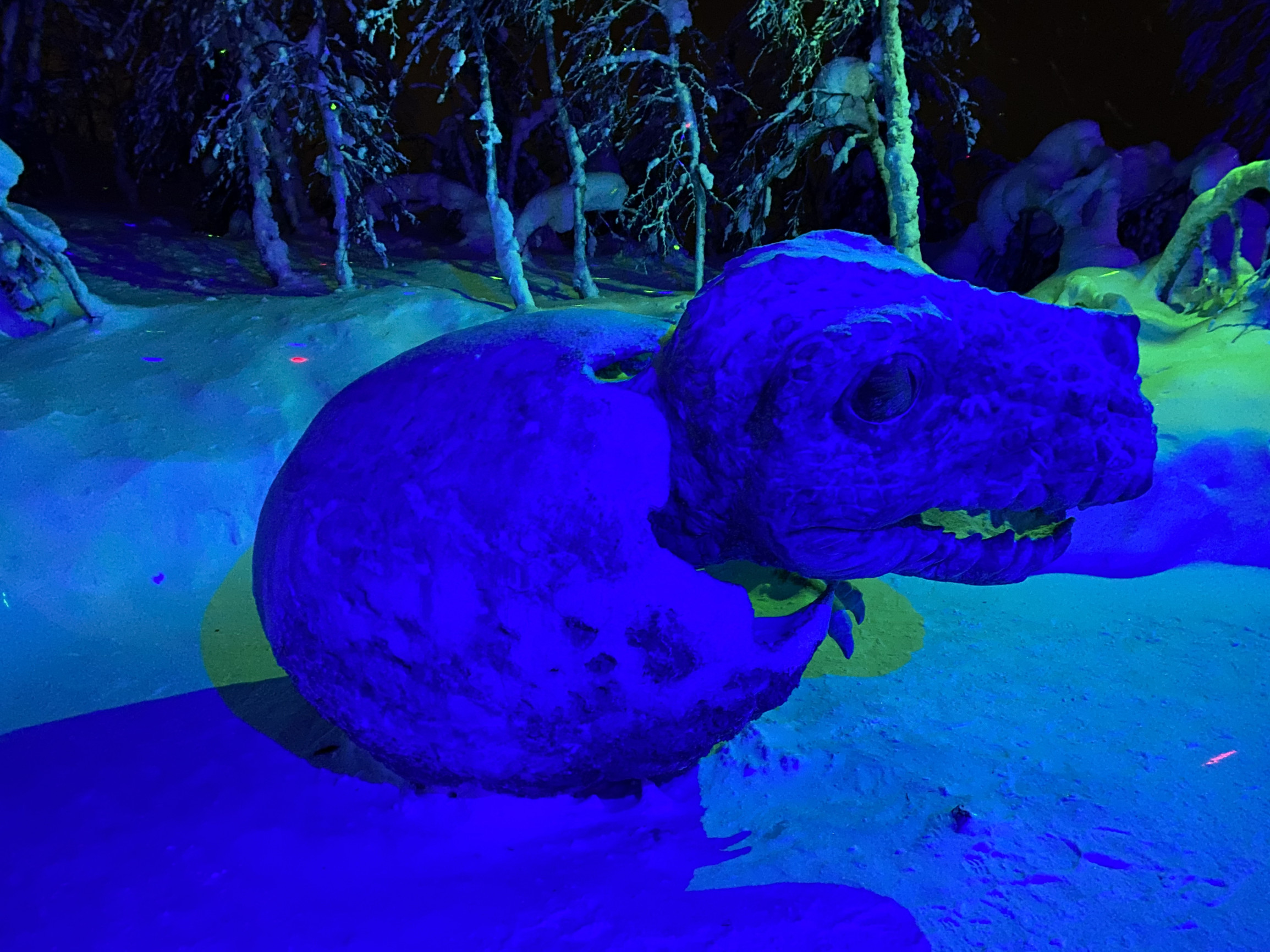 Динозавр в парке «Таинственный лес», Кировск – фотографии России