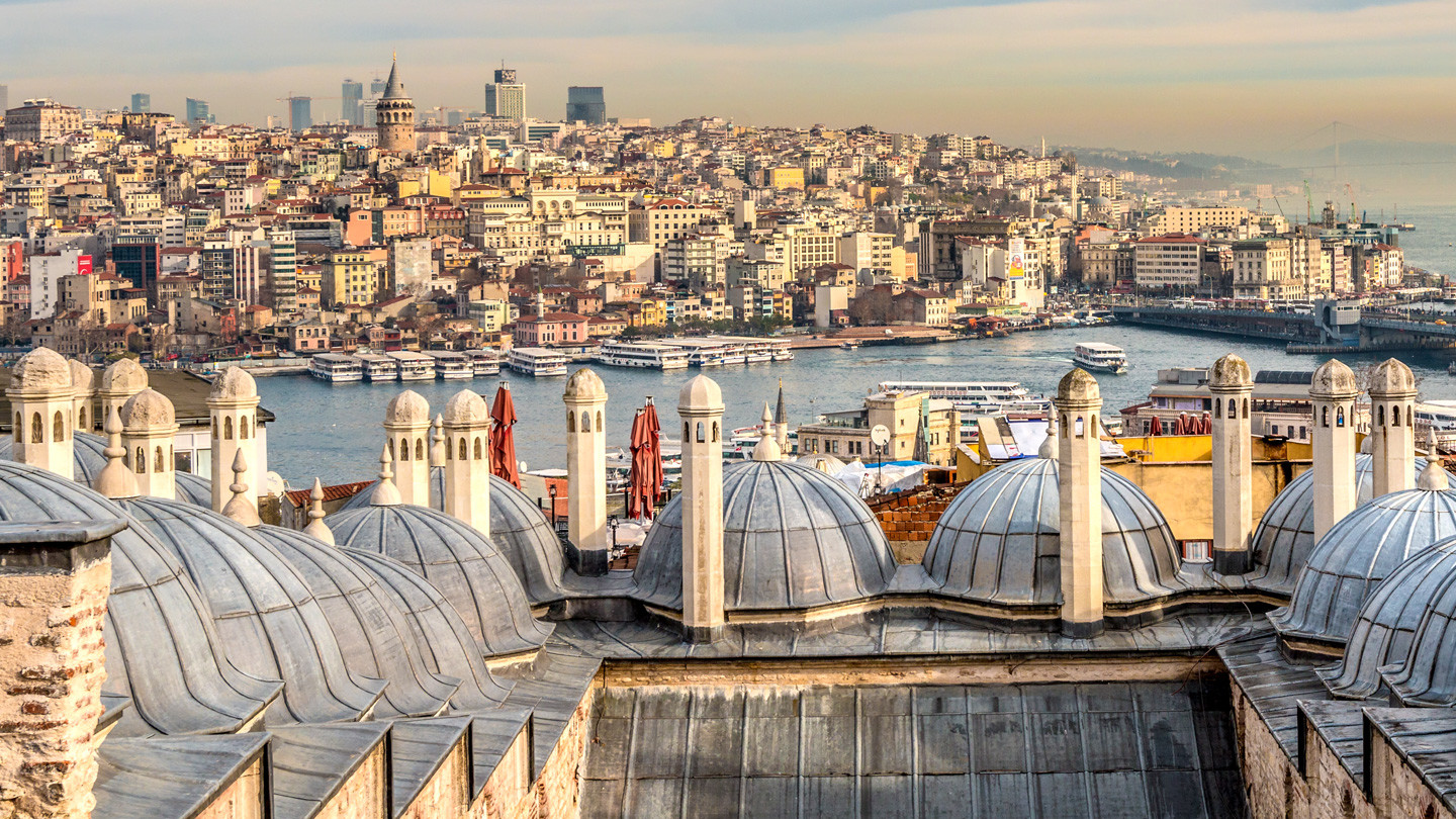 Стамбул, вид на город с крыши – фотографии Турции