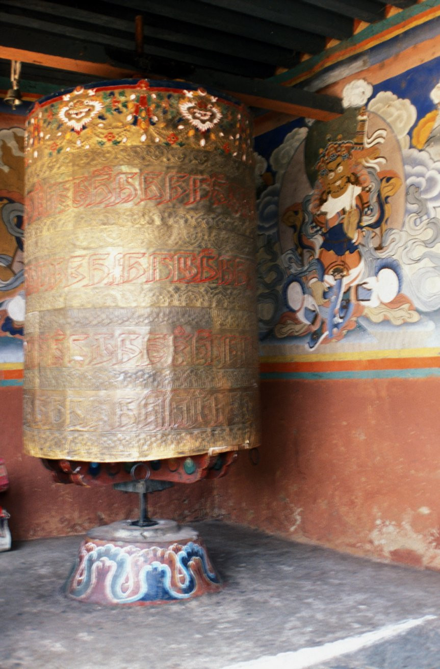 Джакар-дзонг (Jakar Dzong) – фотографии Бутана