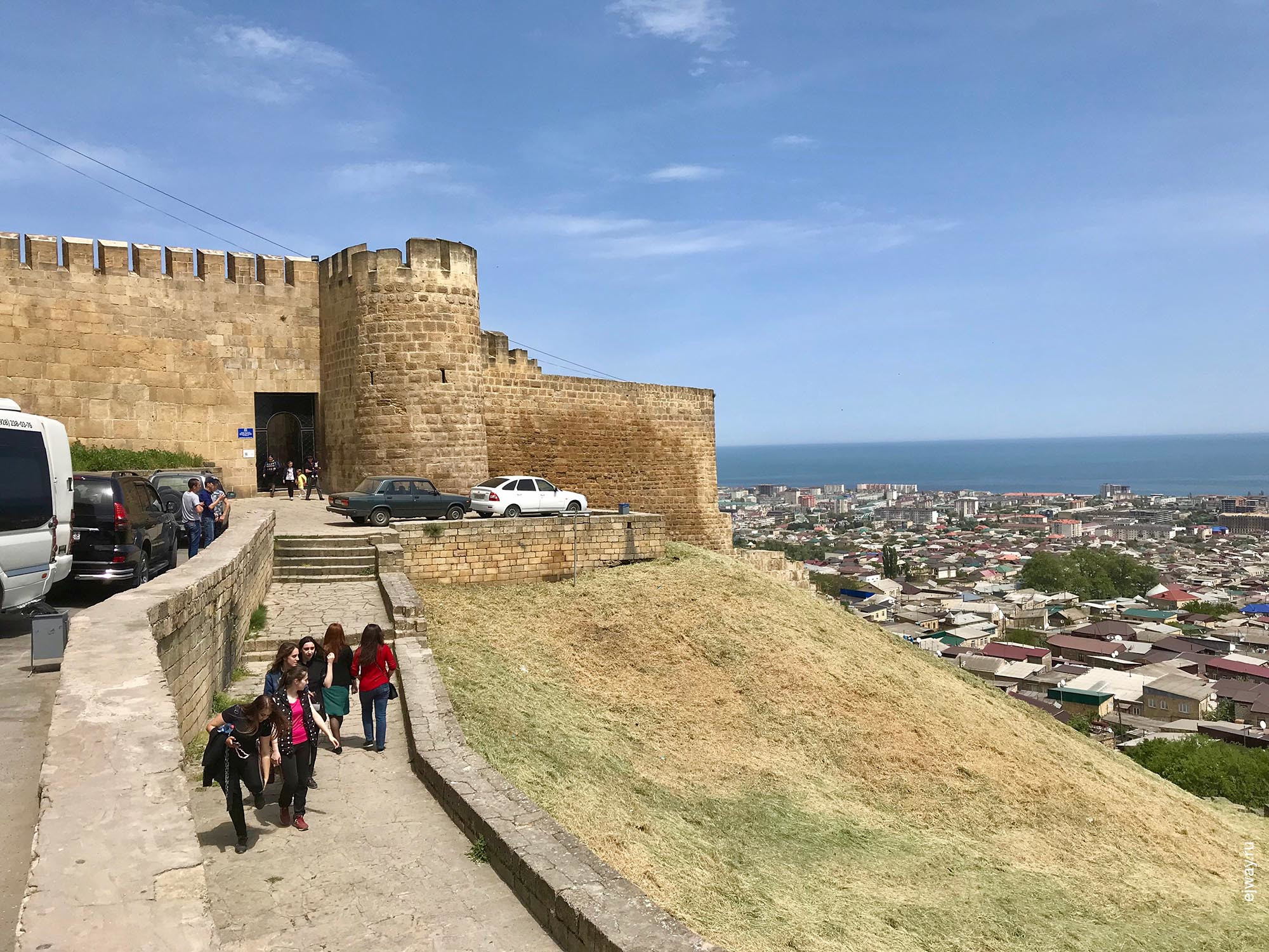 Древнейшая цитадель Нарын-кала (Naryn-kala), Дербент, Дагестан – фотографии России