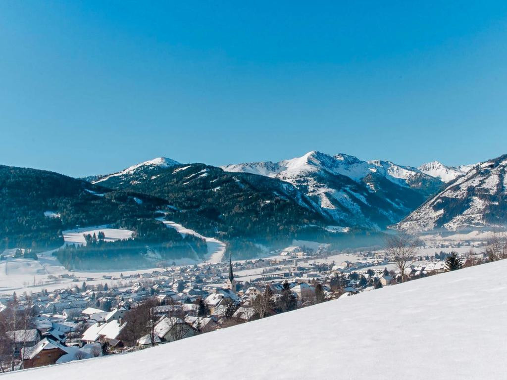 Вид на курорт Качберг с высоты. Австрия. – фотографии Австрии