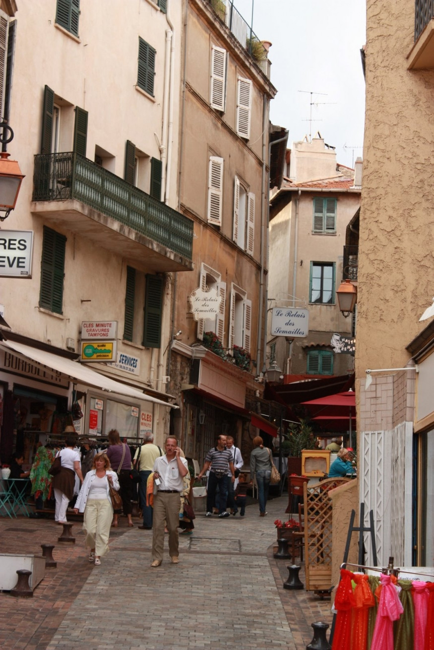 Магазины в Канне, Франция – фотографии Франции