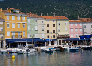 Дома в Цресе, Хорватия. Фото 6 – фотографии Хорватии