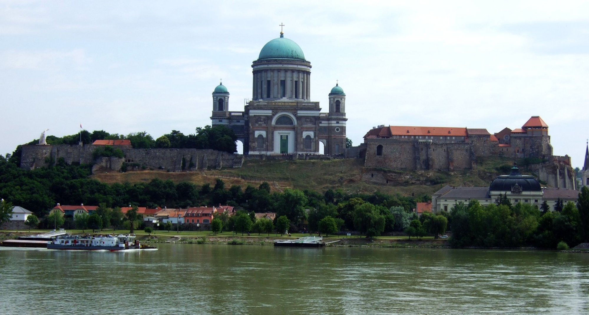 Базилика святого Адальберта – фотографии Венгрии