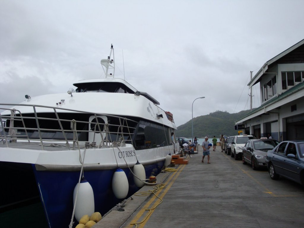 Пристань на острове Праслин, Сейшелы – фотографии Сейшельских островов