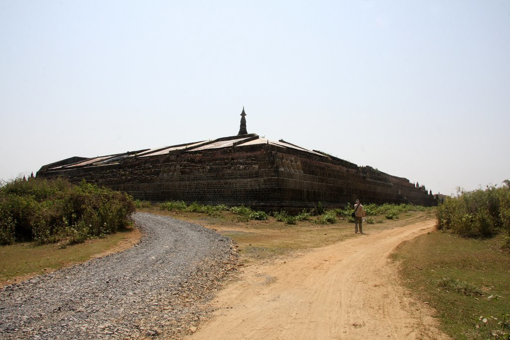 Храм Коэтаун (Koe-thaung Temple) – фотографии Мьянмы