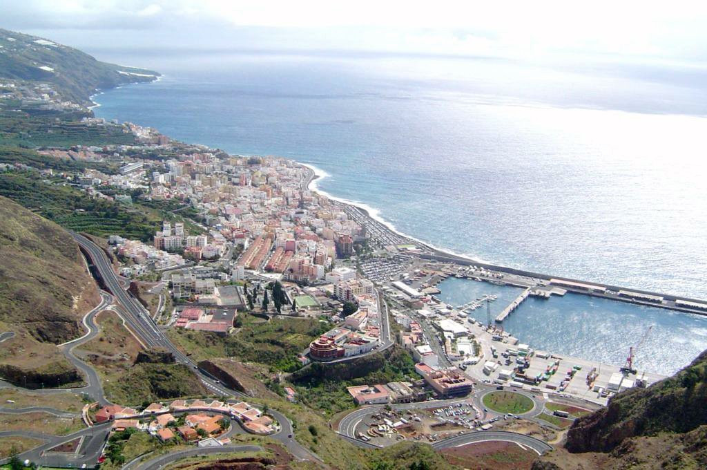 Санта-Крус-де-Ла-Пальма, Ла-Пальма остров, Канарские острова, фото № 32131 – фотографии Канарских островов