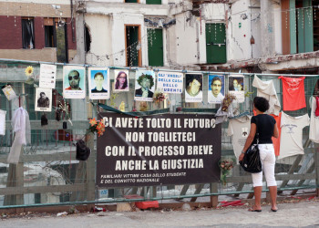 Л’Aквила после ужасного землетрясения в 2009 году – фотографии Италии