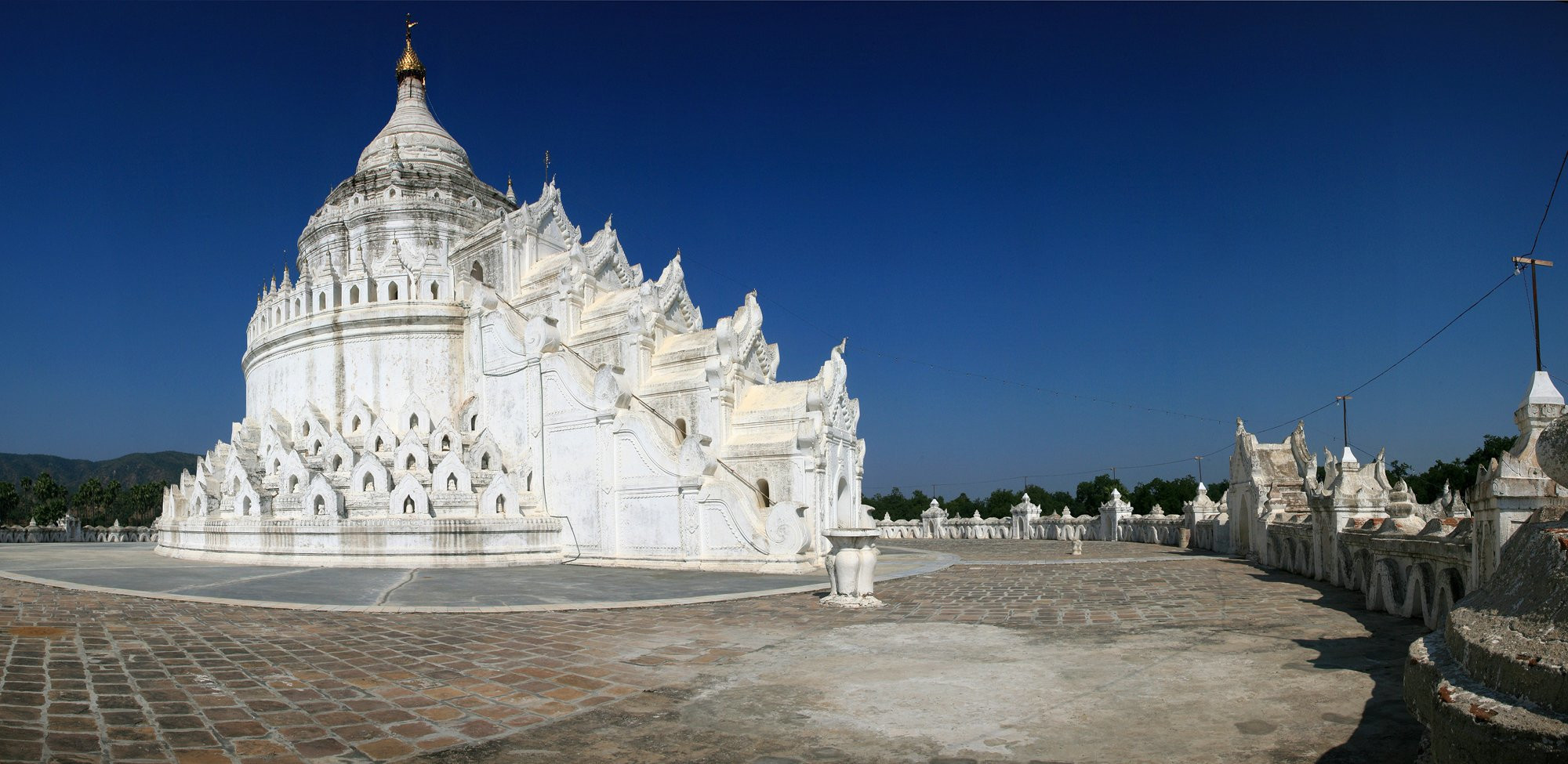 Пагода Синбьюме (Hsinbyume Pagoda) – фотографии Мьянмы
