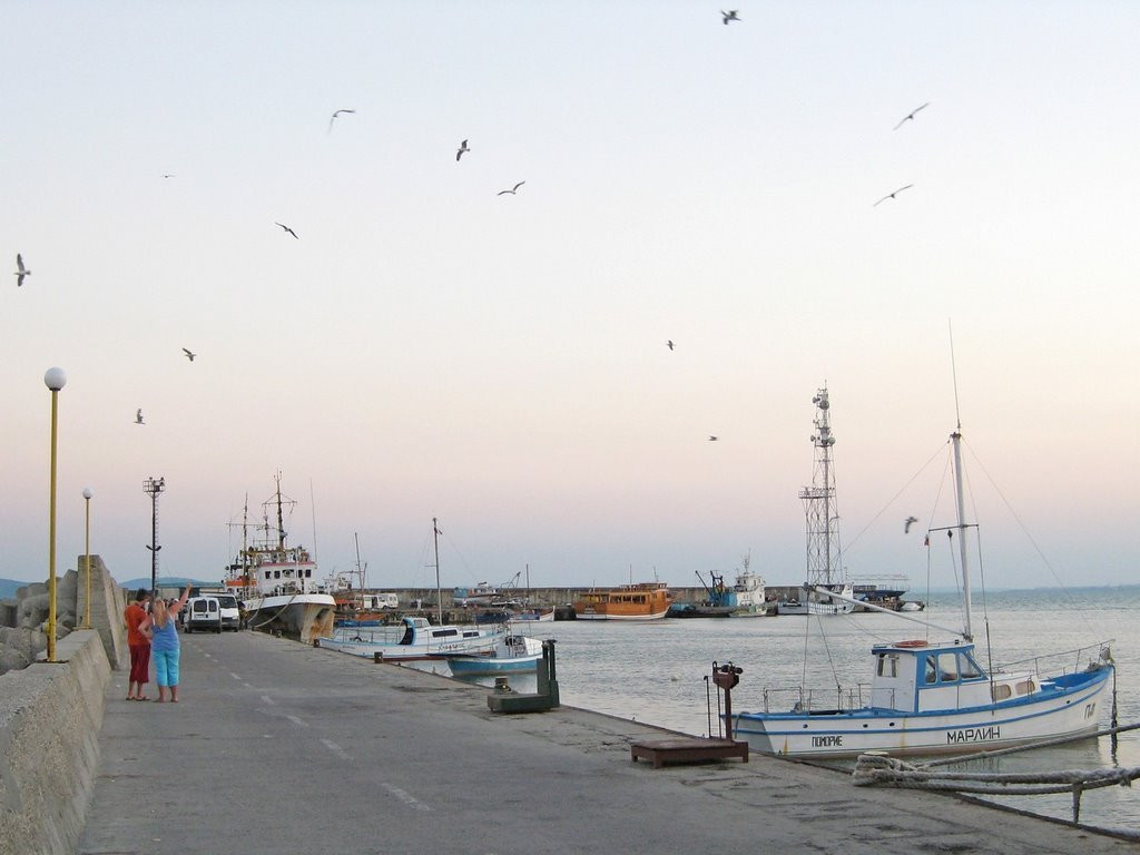 Пристань в Поморие, Болгария – фотографии Болгарии