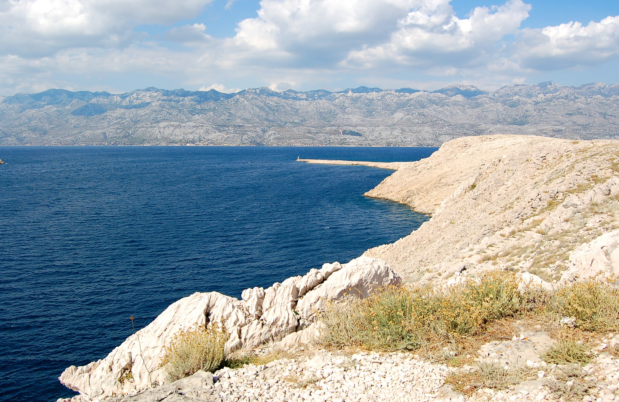Берега на острове Паг, Хорватия. Фото 30 – фотографии Хорватии
