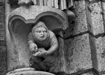 Скульптуры в Шартрском соборе. Фото 1 – фотографии Франции