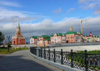 Набережная Йошкар-Олы, республика Марий Эль, Россия. Фото 1 – фотографии России