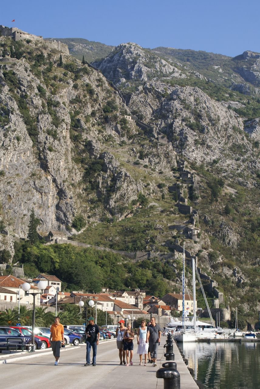 Набережная в Которе, Черногория. Фото 1 – фотографии Черногории