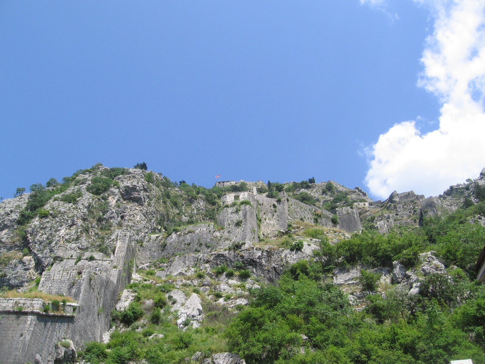 Развалины в Которе, Черногория. Фото 7 – фотографии Черногории