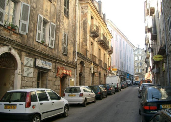 Дома в Сартене, Франция. Фото 6 – фотографии Франции