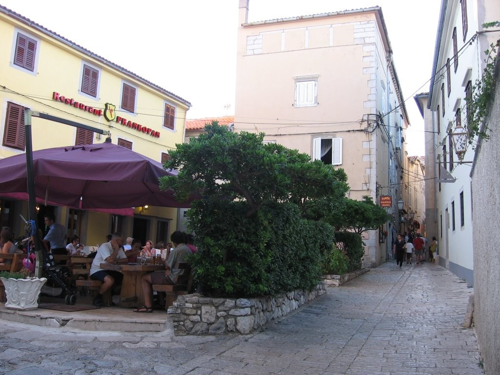 Кафе в Крк, Хорватия. Фото 1 – фотографии Хорватии