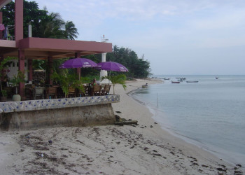 Кафе на пляже острова Пханган, Тайланд – фотографии Таиланда