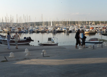 Набережная в Биоград, Хорватия – фотографии Хорватии