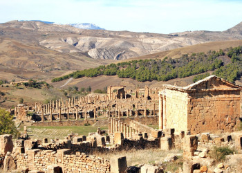 Джемила — древний римский город – фотографии Алжира