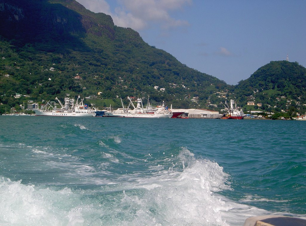 Набережная на острове Маэ, Сейшелы. Фото 1 – фотографии Сейшельских островов