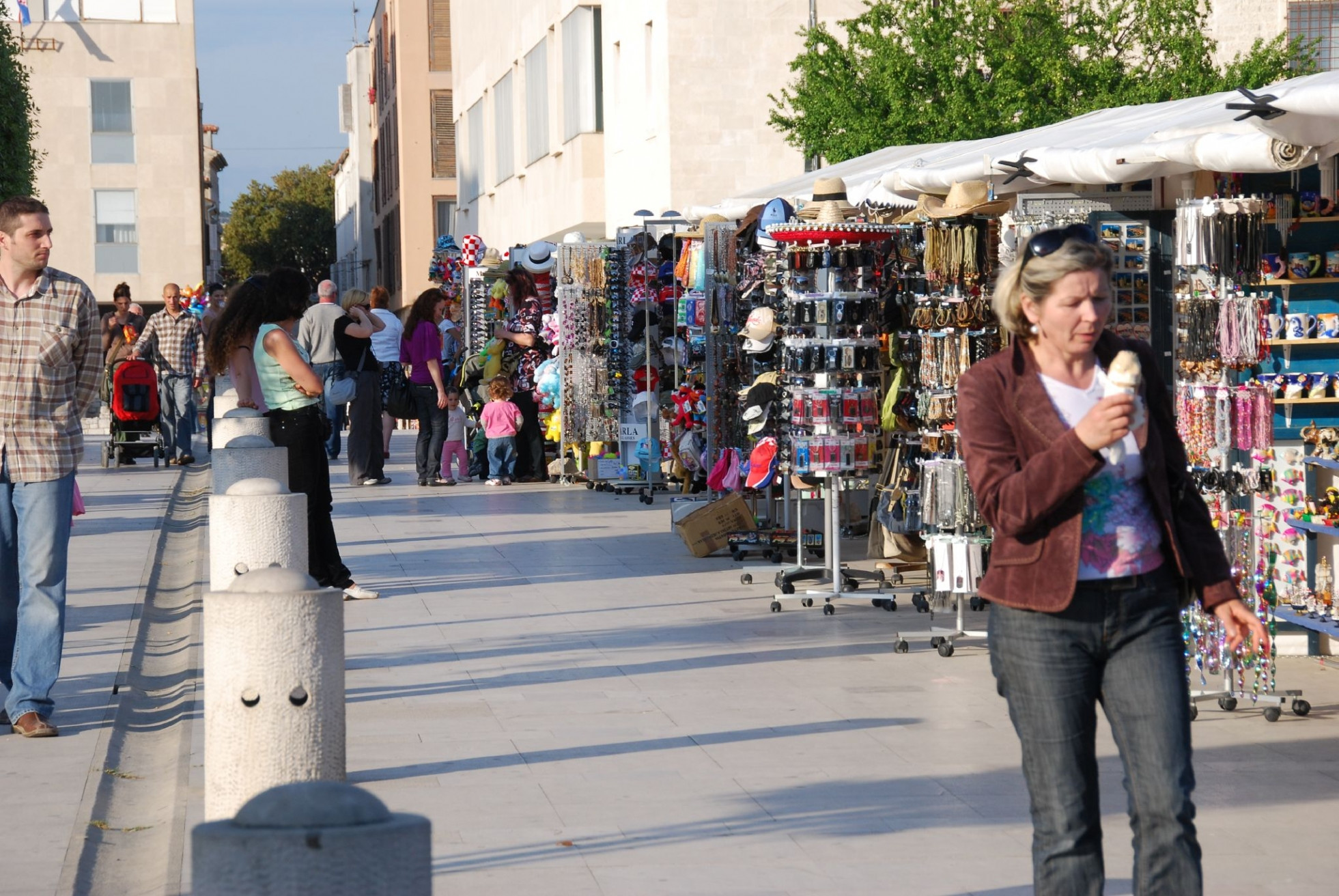 Бутики в Задаре, Хорватия – фотографии Хорватии