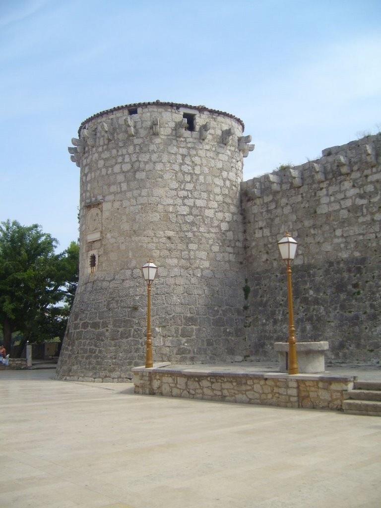 Крепость в Крк, Хорватия – фотографии Хорватии