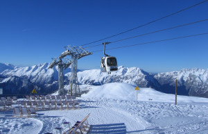 Подьёмник в Альп-д'Юез, Франция – фотографии Франции