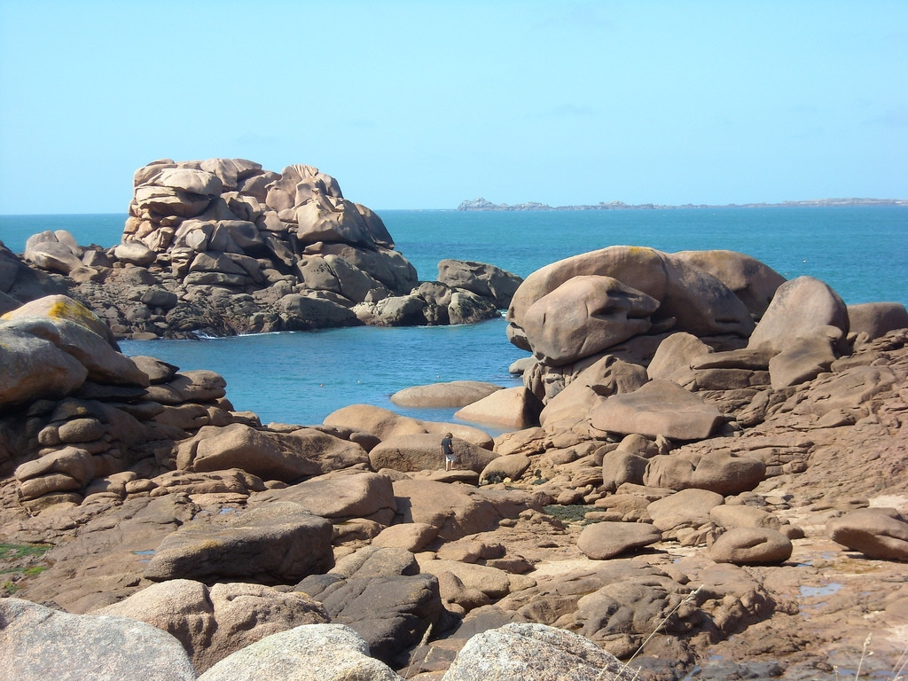 Море в Плуманаке, Франция – фотографии Франции