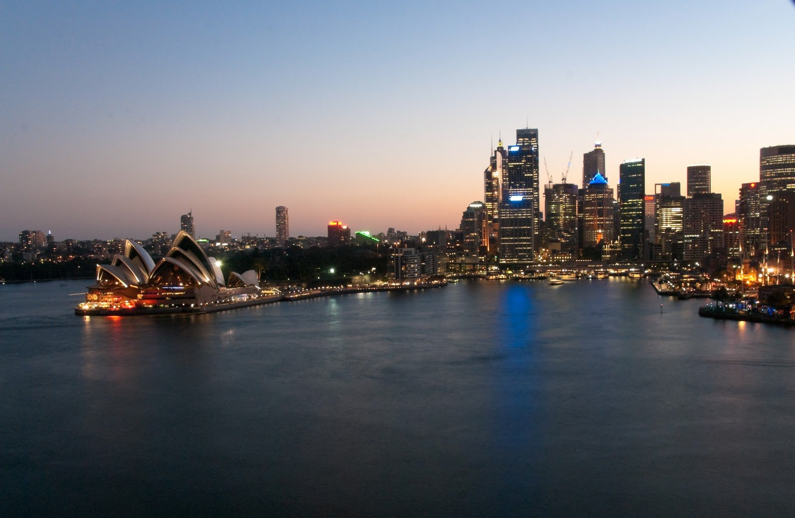 Панорамный вечерний вид на Сидней, Австралия – фотографии Австралии