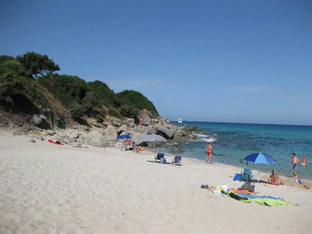 Пляж в Иль-Русса, Франция. Фото 1 – фотографии Франции