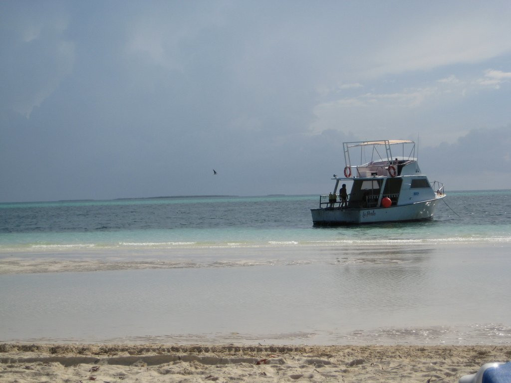 Катер в Кайо-Гильермо, Куба. Фото 1 – фотографии Кубы