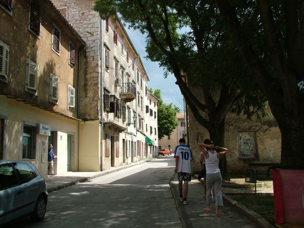 Улица в Пазин, Хорватия. Фото 3 – фотографии Хорватии