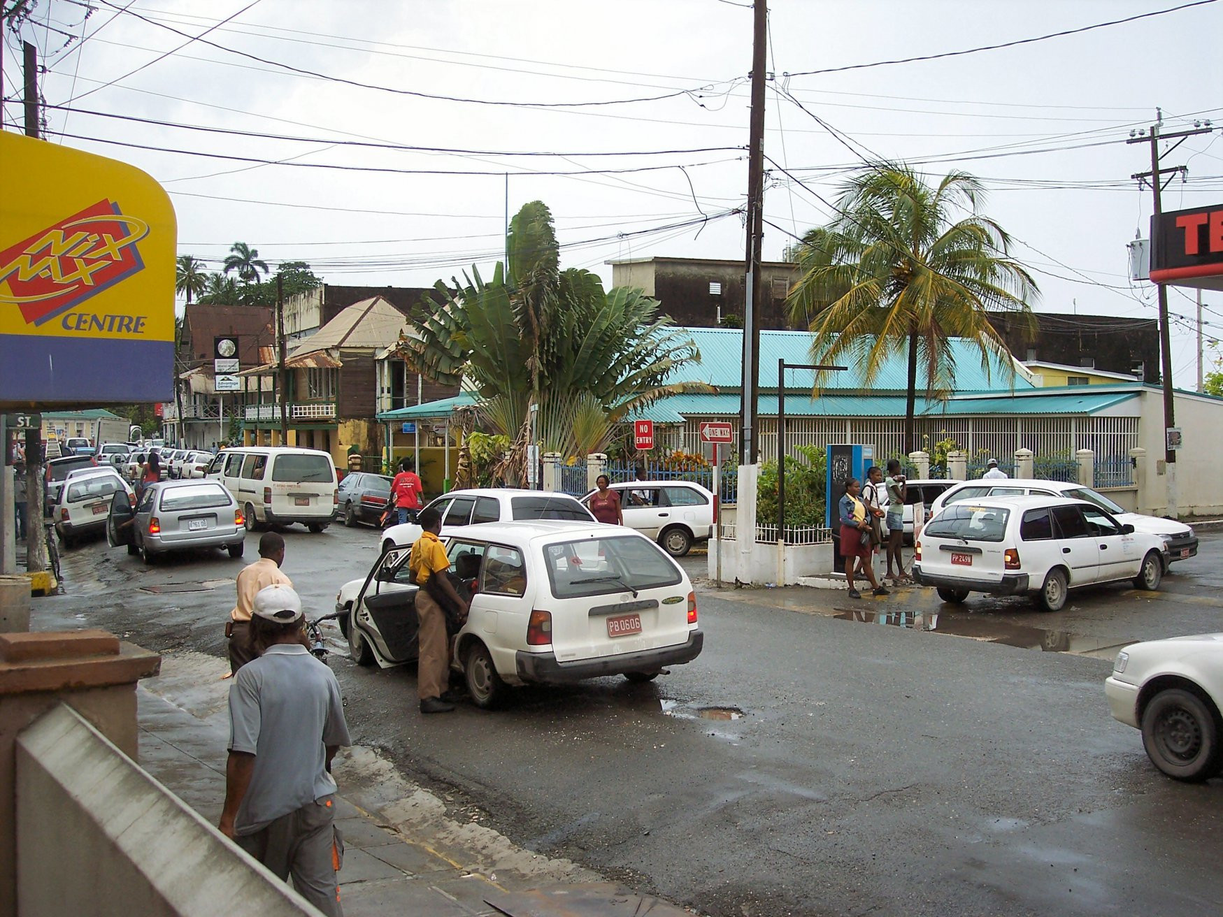 Улица в Порт Антонио, Ямайка – фотографии Ямайки