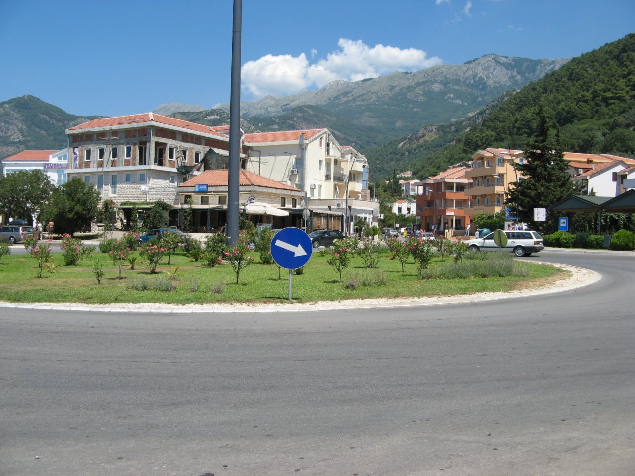 Улица в Будва, Черногория. Фото 29 – фотографии Черногории